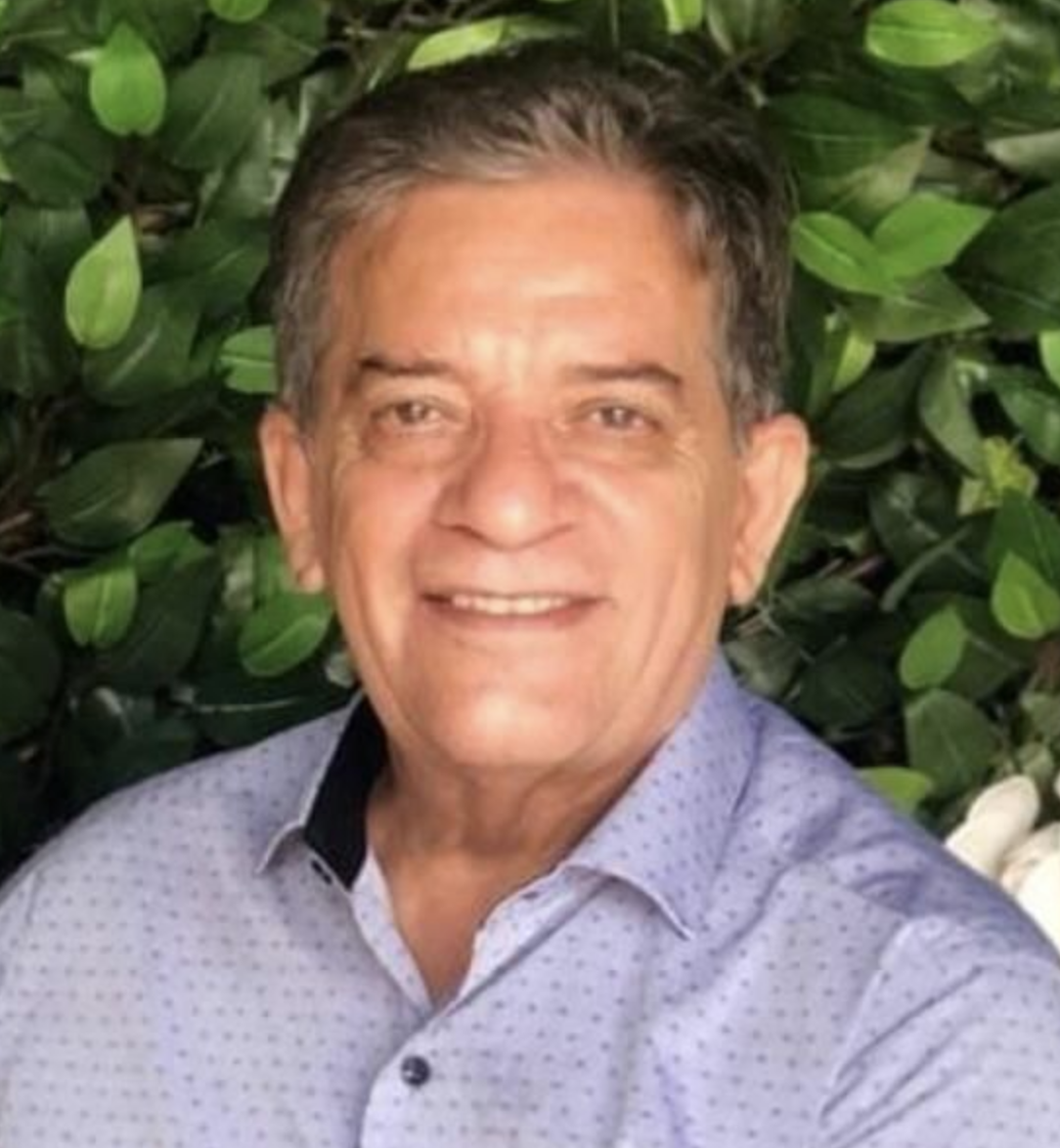 PAULO MACHADO